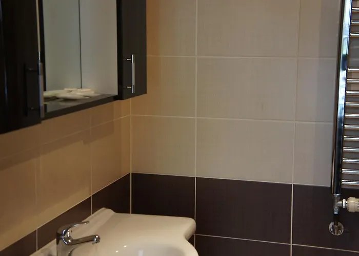 Ξενοδοχείο Erasmus 2*